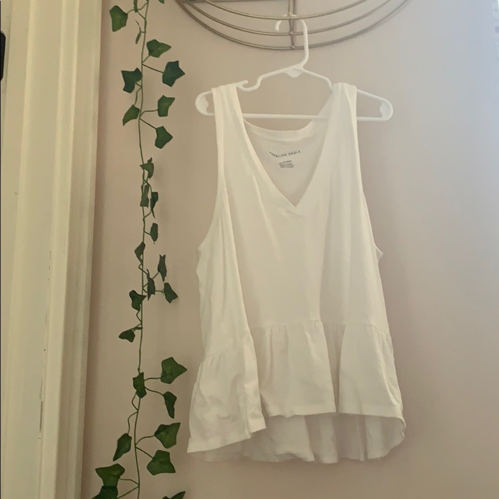 ☆ AMERICAN EAGLE WHITE TANK TOP ☆